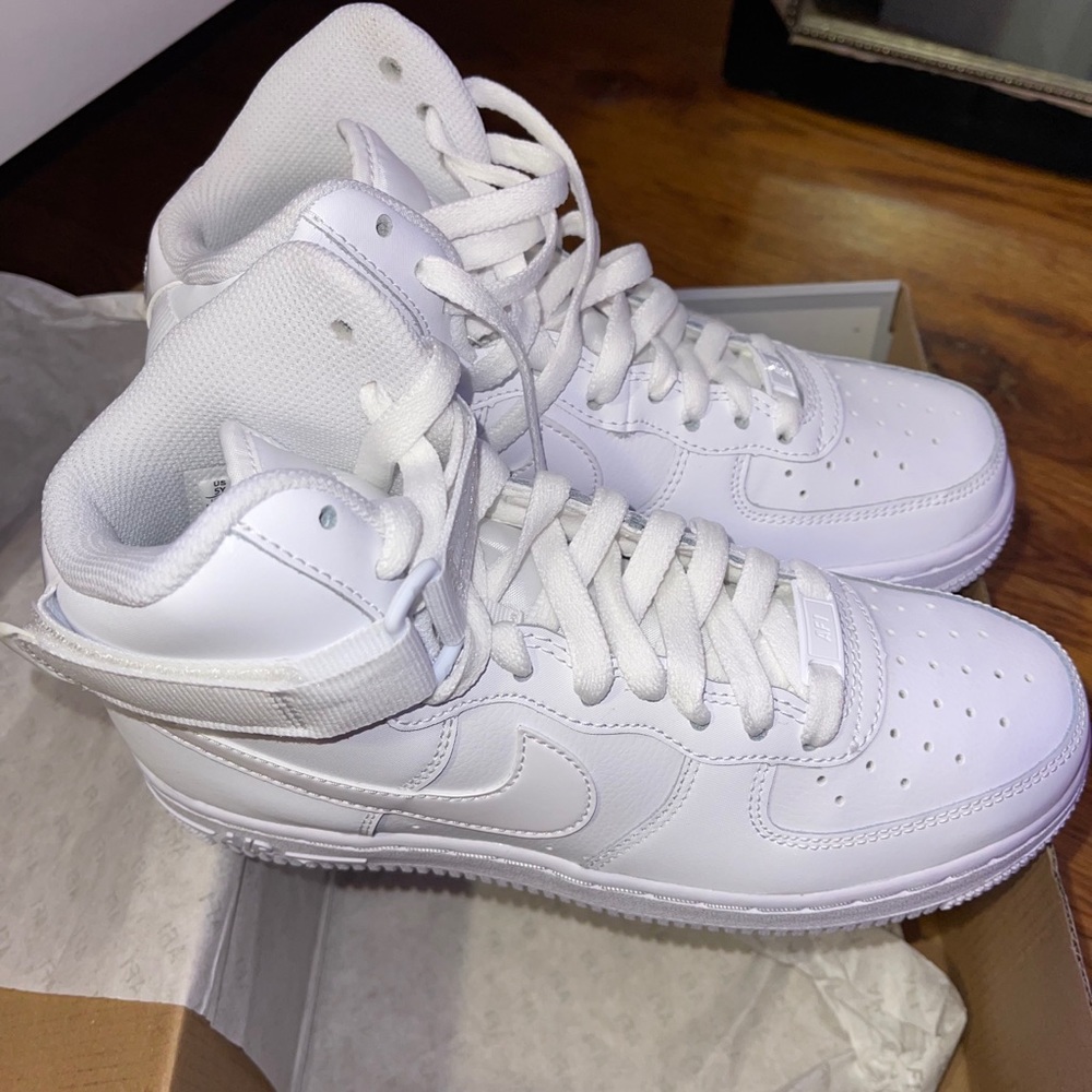 Air Force 1 High Top Sneakers